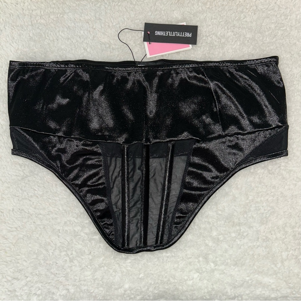 PrettyLittleThing Black Mesh Cropped Corset Bandeau Top Size 12 NWT